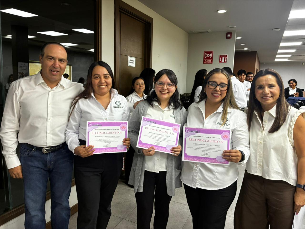 Nos enorgullece trabajar con mujeres talentosas