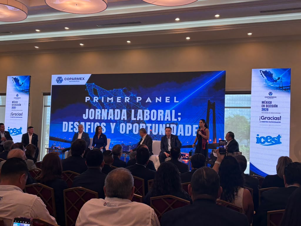Garber presente en el foro nacional de liderazgo empresarial Matamoros